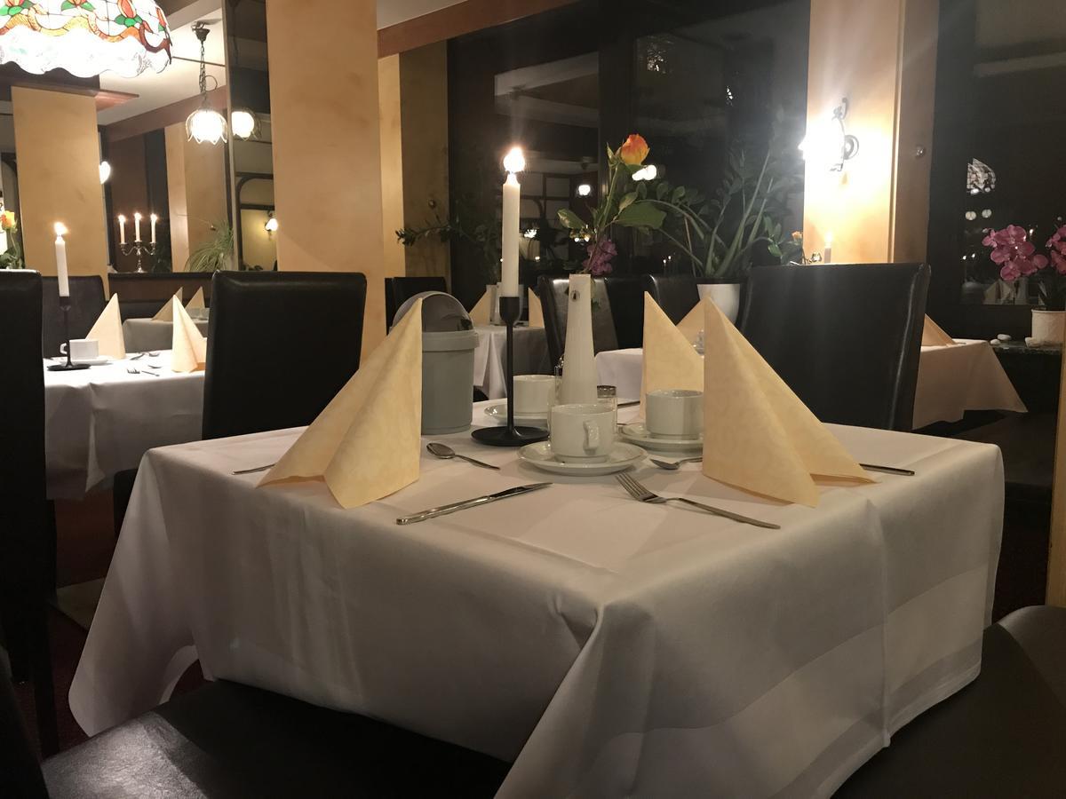 Karaman Group Hotel Bad Nenndorf Bagian luar foto