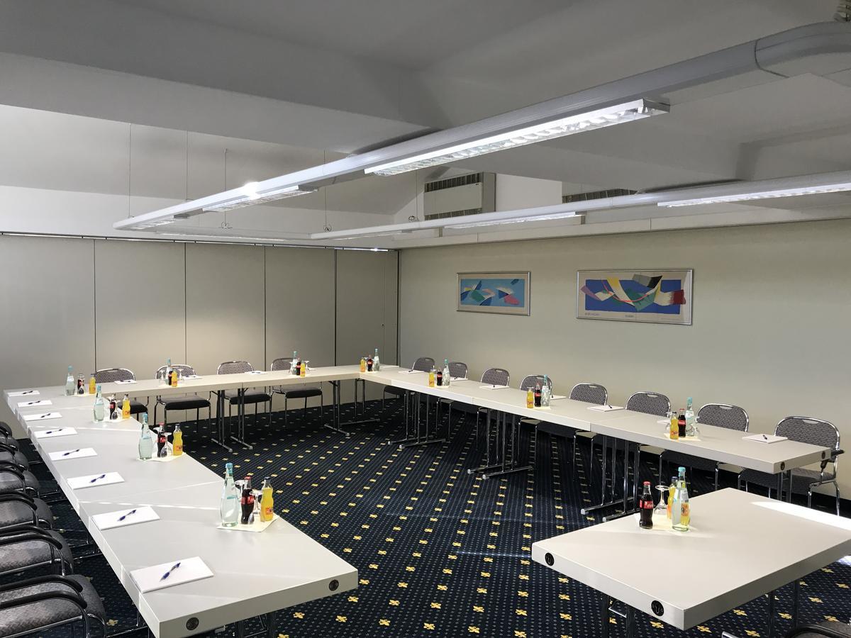 Karaman Group Hotel Bad Nenndorf Bagian luar foto