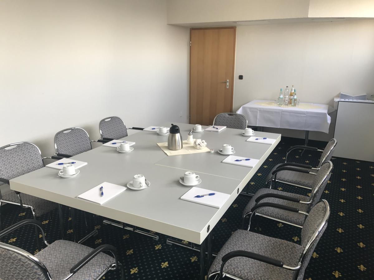 Karaman Group Hotel Bad Nenndorf Bagian luar foto