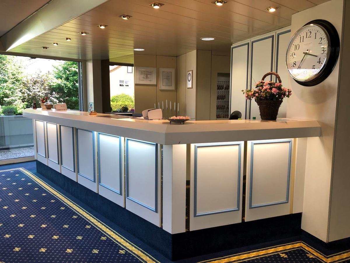 Karaman Group Hotel Bad Nenndorf Bagian luar foto